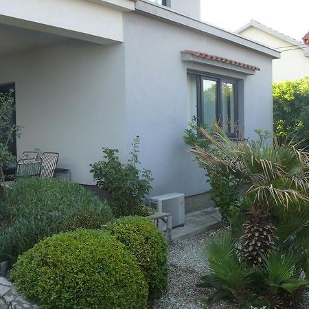 Apartment Branimir Omišalj Εξωτερικό φωτογραφία