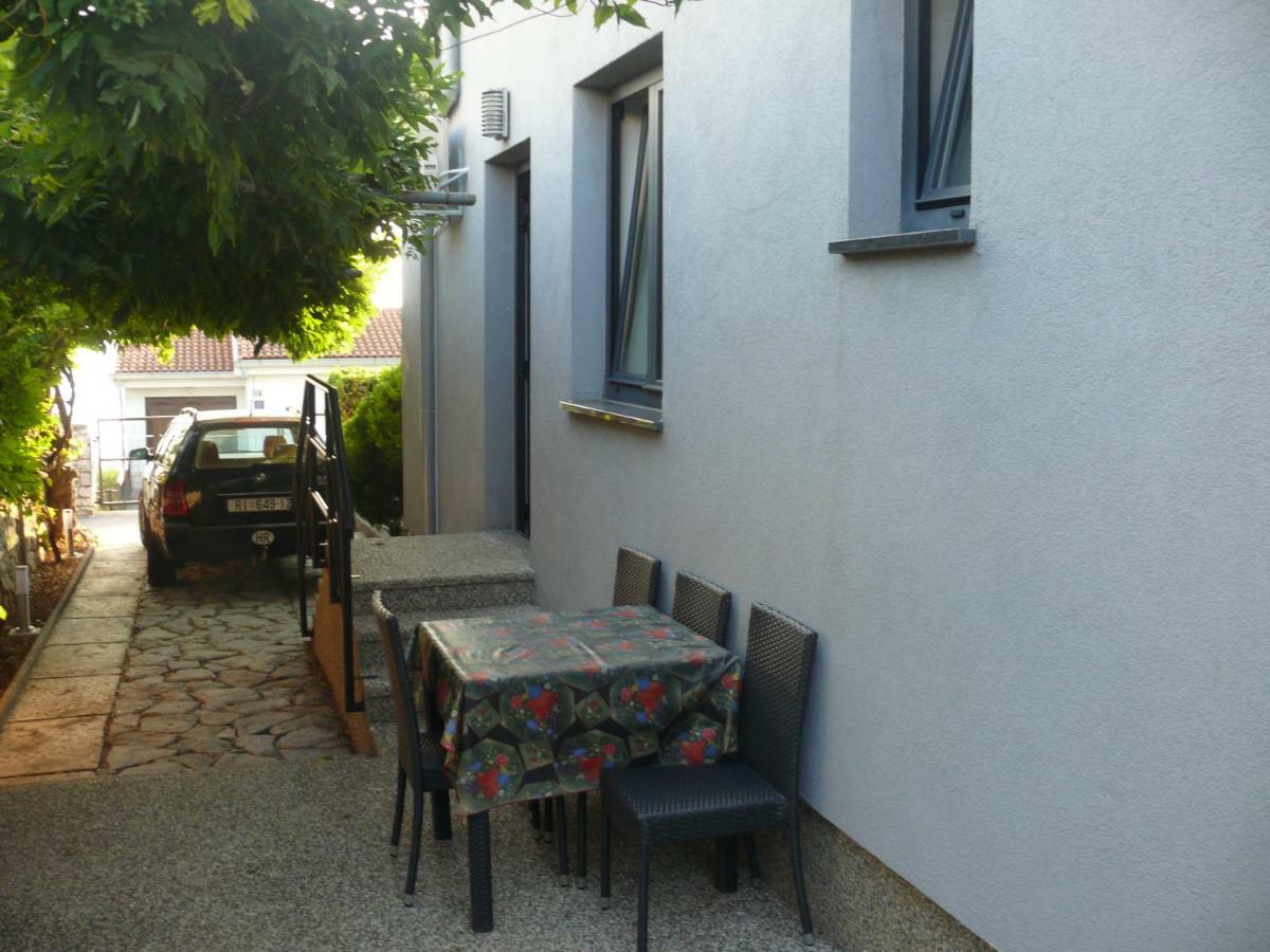 Apartment Branimir Omišalj Εξωτερικό φωτογραφία